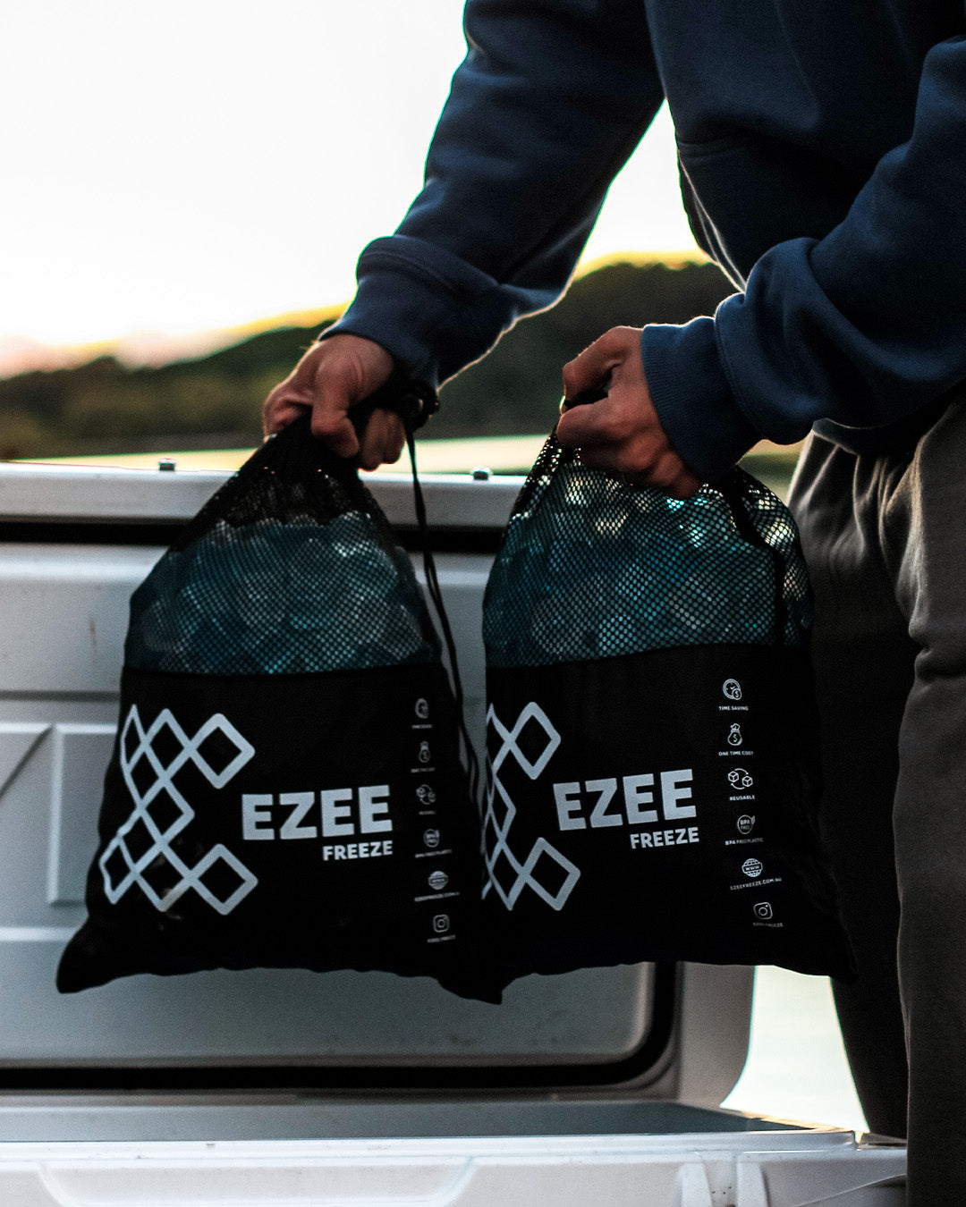 Mega Freeze Blue Ice - 5.0KG Black Bag