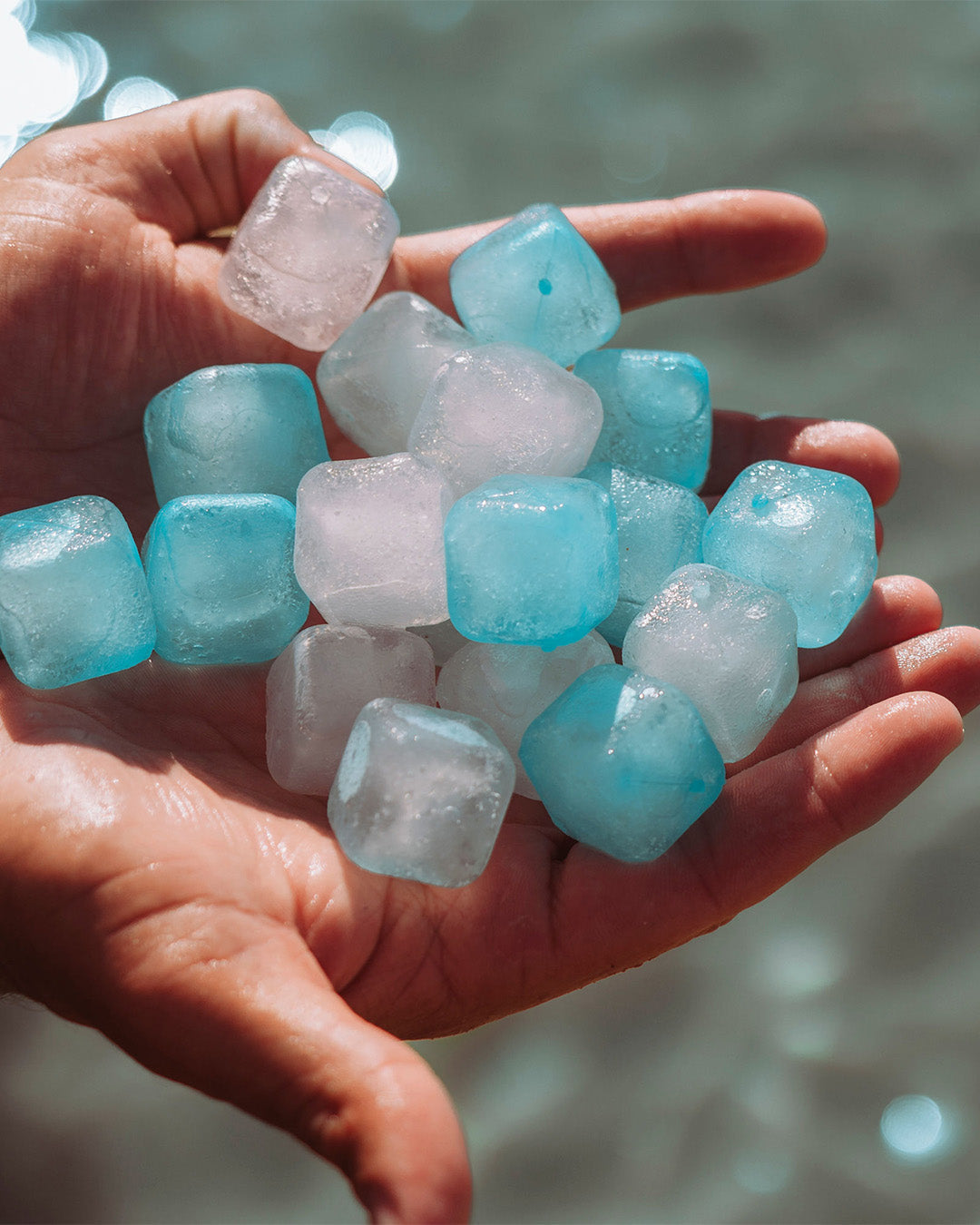 Mini Freeze Blue Ice - 1.8KG Black Bag